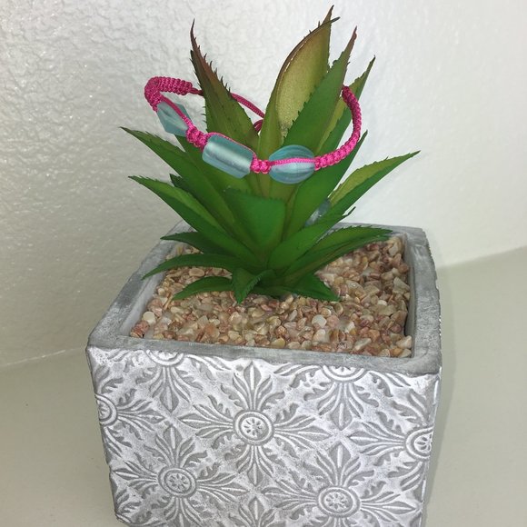 Handmade Chinese Knotting Bracelet W/ Glass Beads - Picture 2 of 8